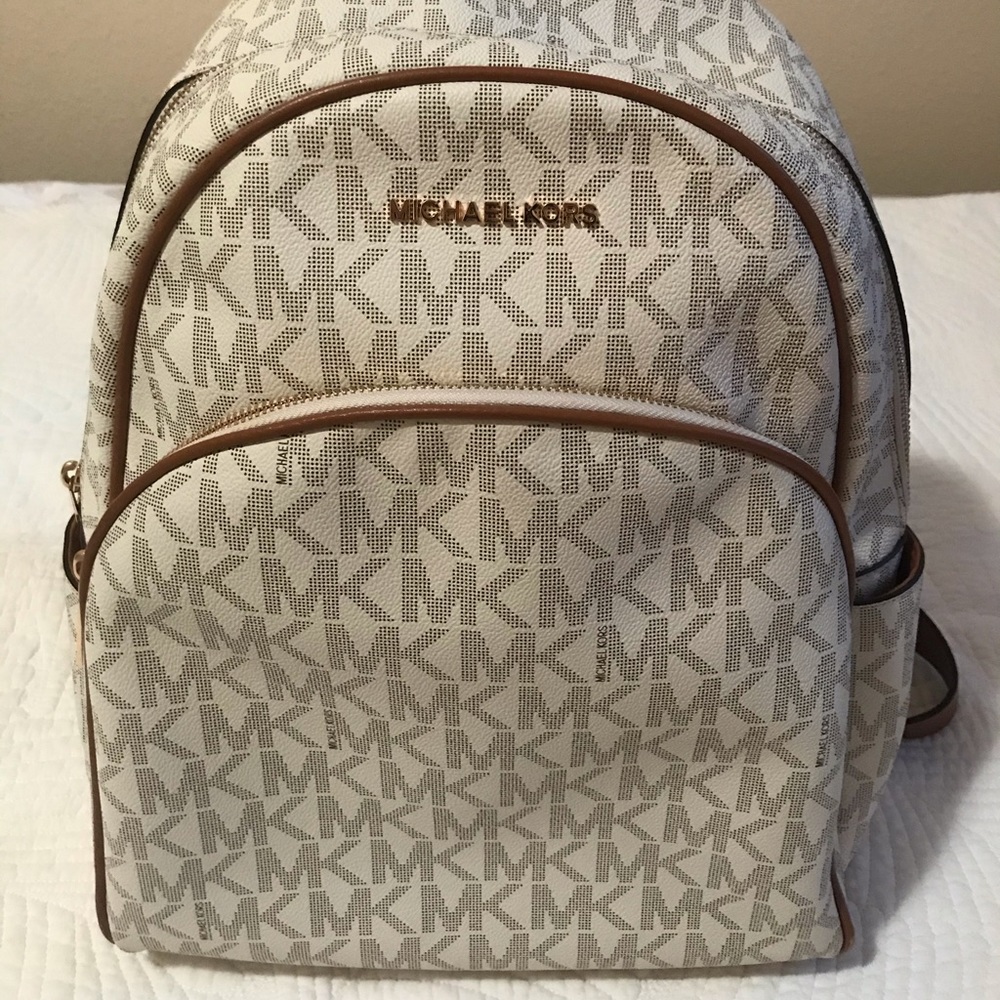 Backpack with tag